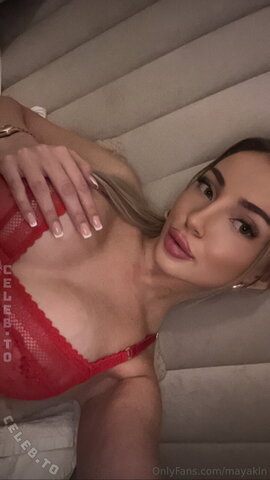 mayakln nude photo 21
