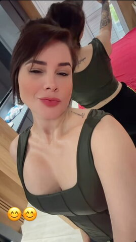 Mayla Souza nude photo 15