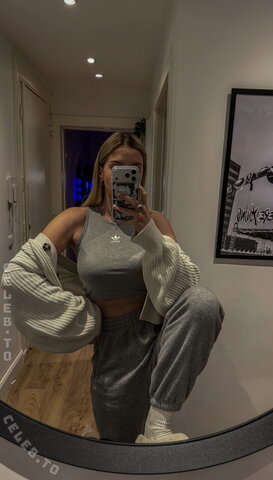 Mayo Dee nude photo 8