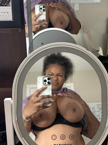 @mayybaccc nude photo 5