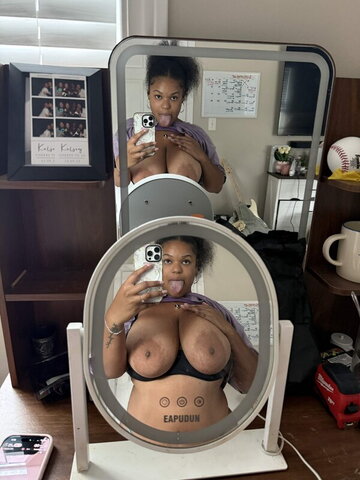 @mayybaccc nude photo 4