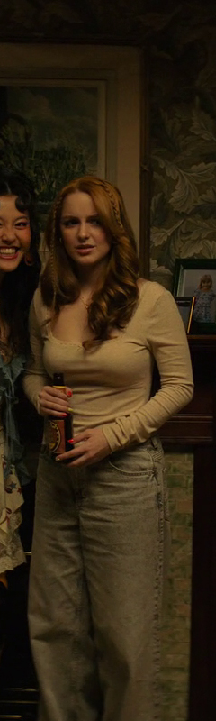 Mckenna Grace nude photo 4