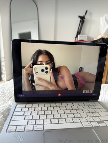 Mckinley Brookes nude photo 1