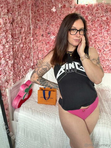 Meg Turney nude photo 52