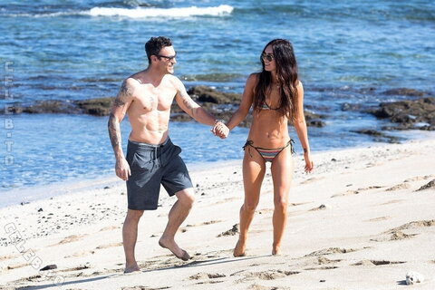 Megan Fox nude photo 17