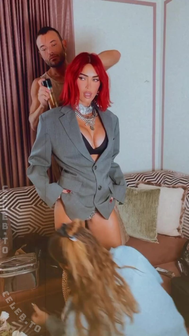Megan Fox nude photo 8