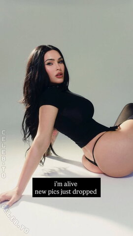 Megan Fox nude photo 3