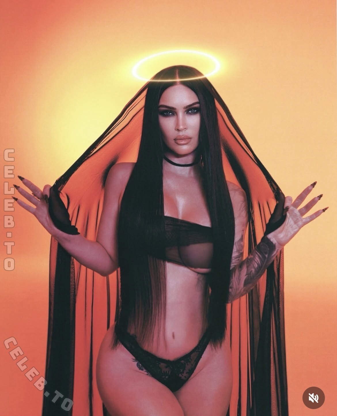 Megan Fox nude photo 2