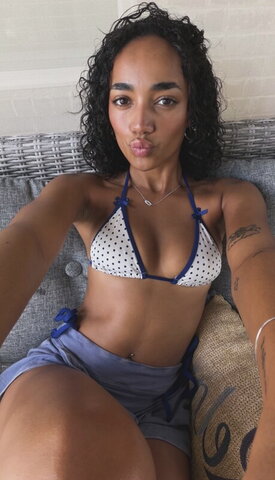 Meganriley Hot (1 photo)