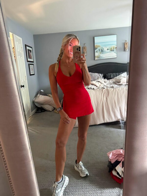 Meghan Tieff nude photo 1