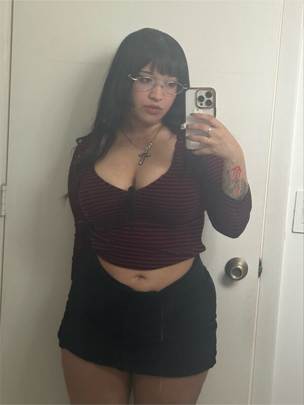 mei nude photo 7