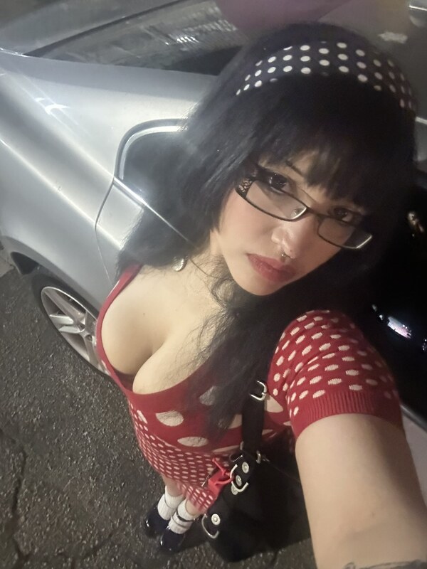 mei nude photo 5