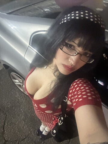 mei nude photo 2