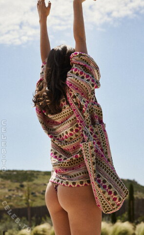 Meika Woollard photo 2