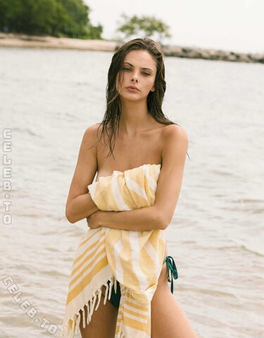 Meika Woollard New (8 photos)