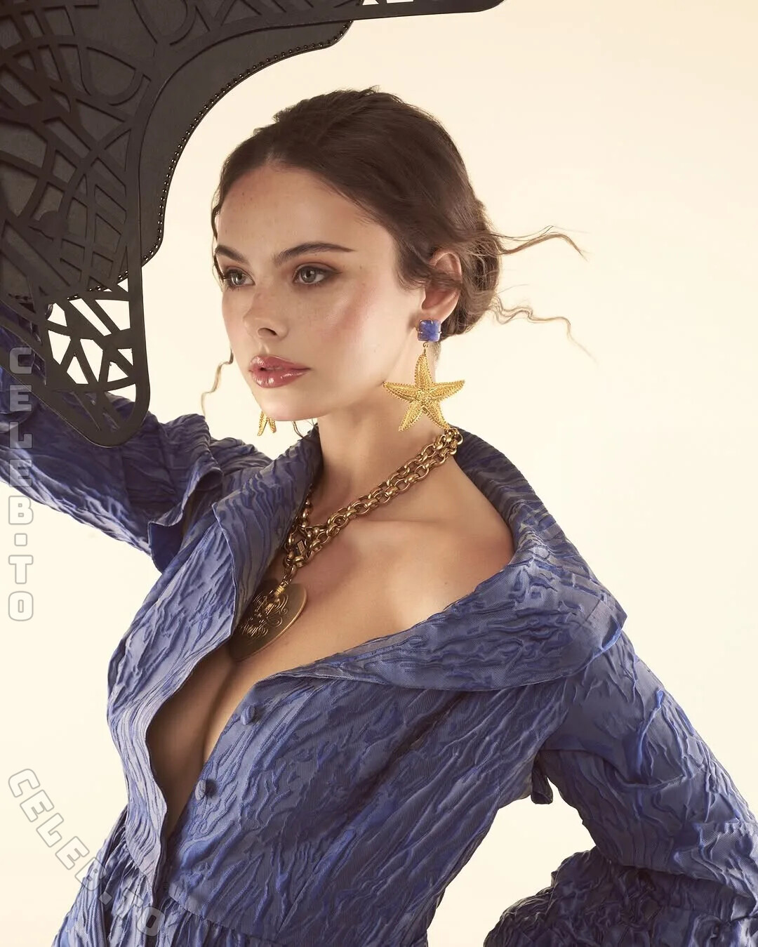 Meika Woollard nude photo 4