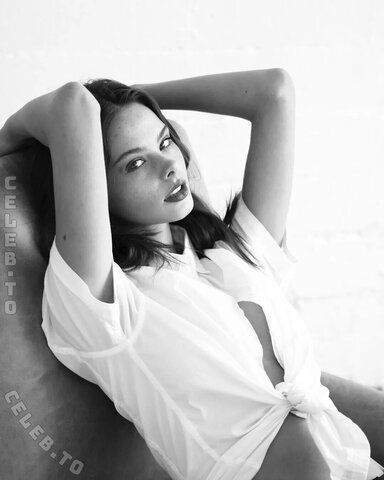 Meika Woollard photo 2