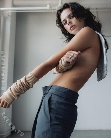 Meika Woollard nude photo 25