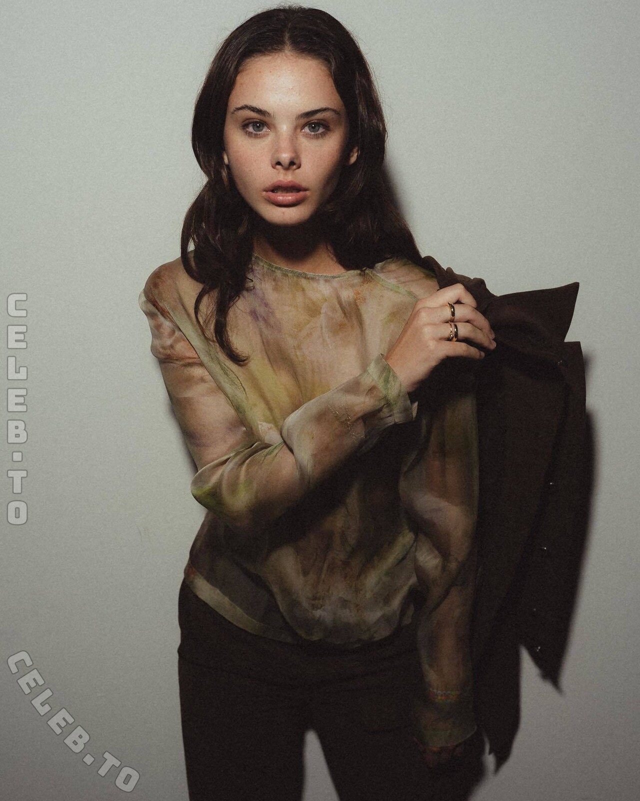 Meika Woollard nude photo 13