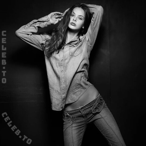 Meika Woollard New (11 photos)
