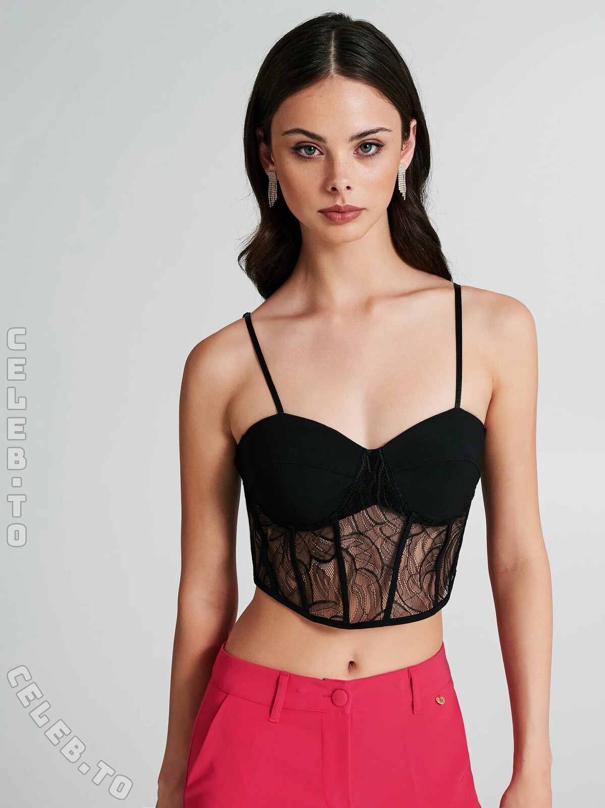 Meika Woollard nude photo 7