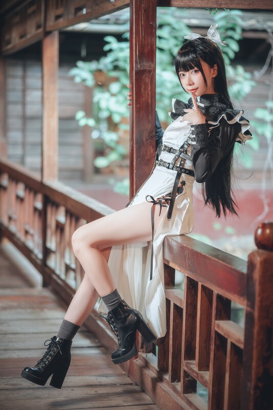 MeiMei nude photo 4