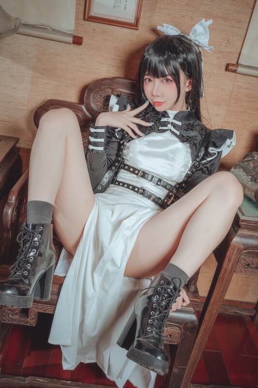MeiMei nude photo 8