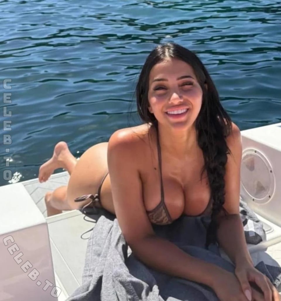 Melany Musillo nude photo 6