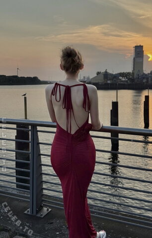 meleomanie nude photo 60
