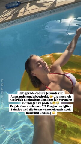 Melina Hoch nude photo 3