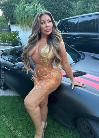Melina.Million nude photo 17