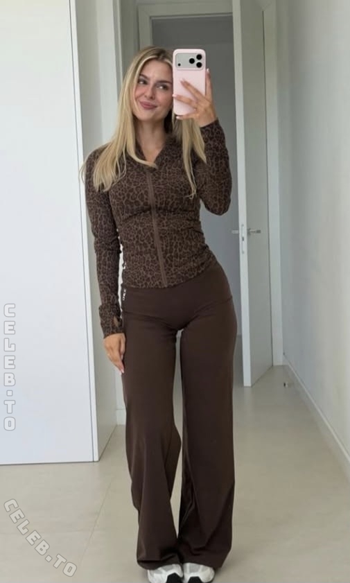 Melina.msxou nude photo 4