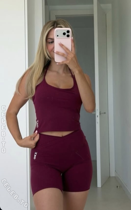 Melina.msxou nude photo 5