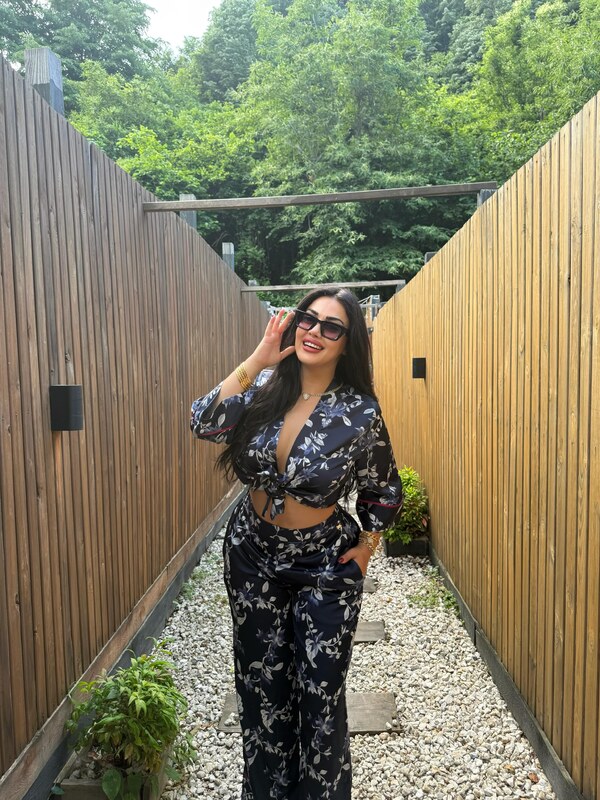 Melisa Reyhan Koçer nude photo 12