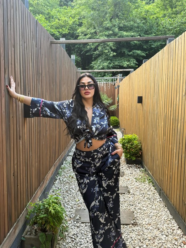 Melisa Reyhan Koçer nude photo 13