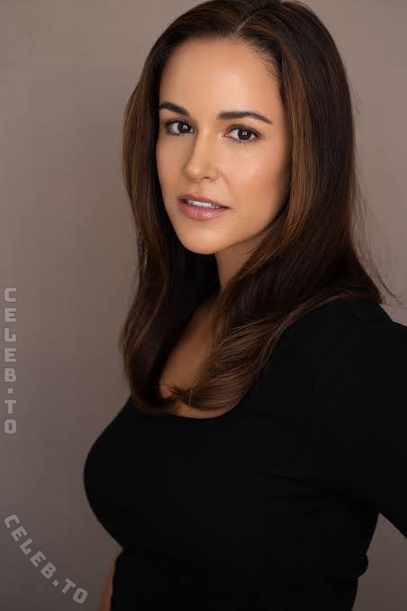 Melissa Fumero nude photo 3