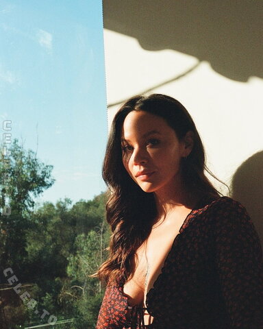 Melissa O nude photo 4