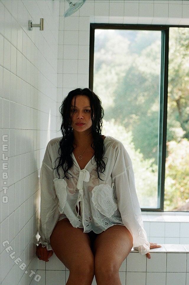 Melissa O nude photo 2