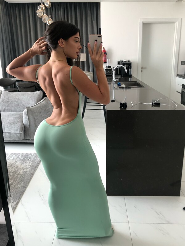 Melissa nude photo 1