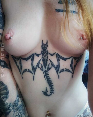 melkeroni nude photo 2