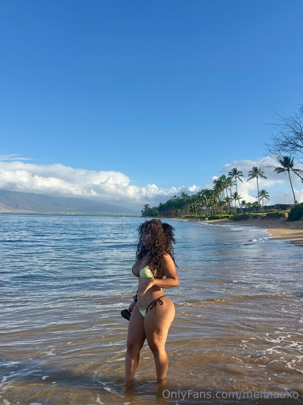 Mel_liftz nude photo 2