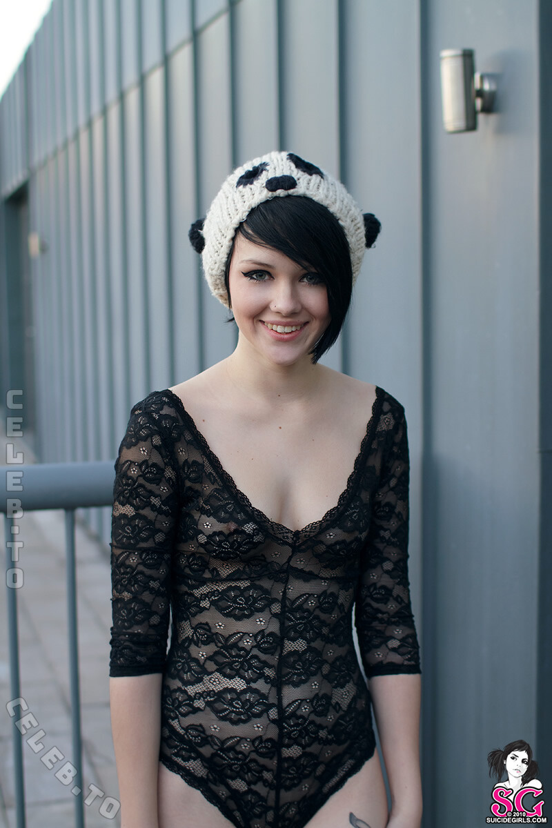 Mellisa Clarke nude photo 18