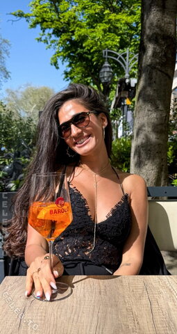 meltem_mrz nude photo 4