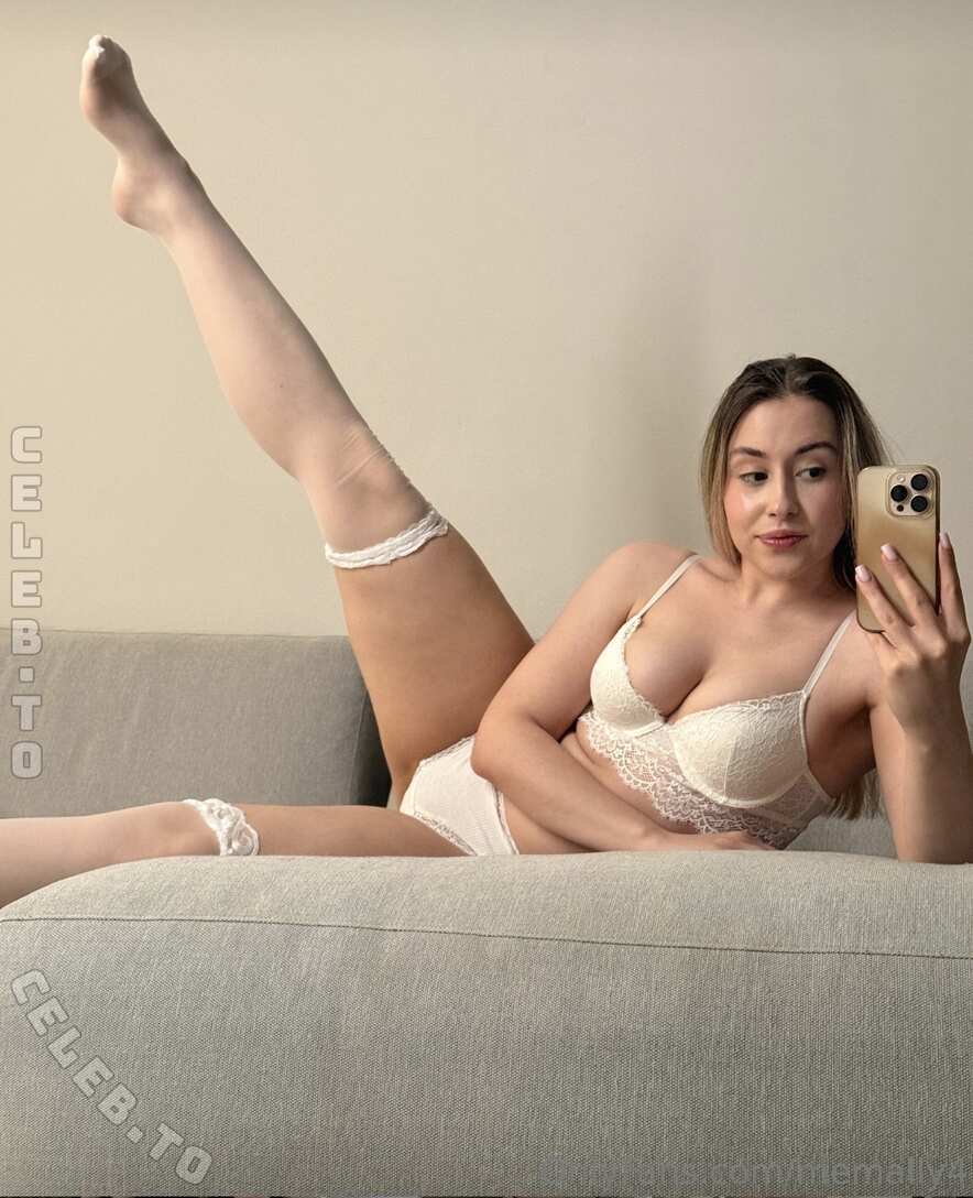 memally4 nude photo 5