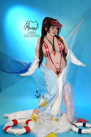 Meow Meizy Hot (3 photos)