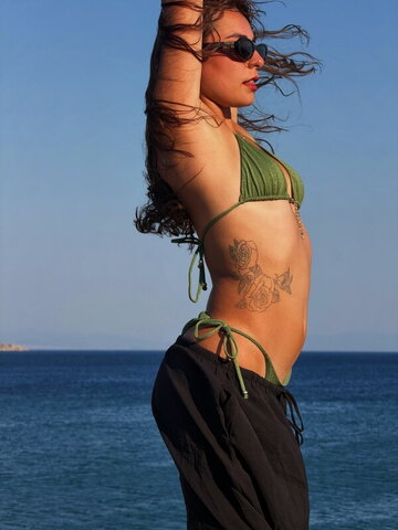 Meral Büyükkalkan nude photo 18