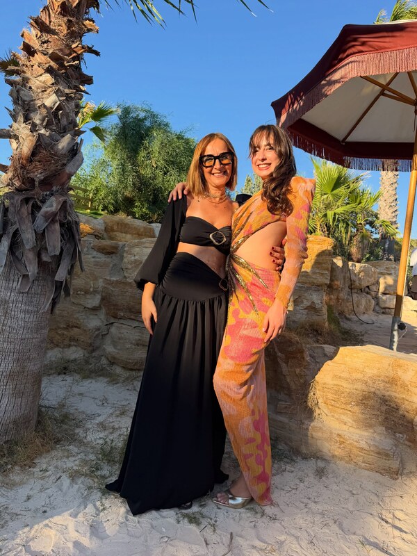 Meral Büyükkalkan nude photo 20