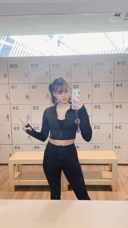 Mercyuyu nude photo 11