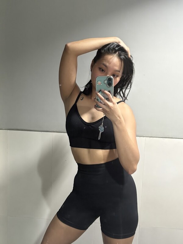 Mercyuyu nude photo 3
