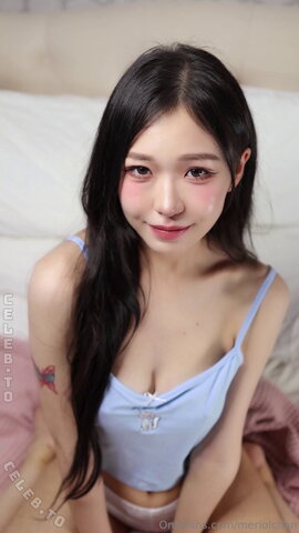 Meriol Chan nude photo 53